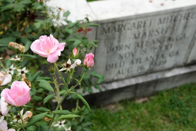 2.5 Hour Atlanta Local Food + Victorian Cemetery Tour - Oakland Cemetery, where Atlanta’s past gets personal