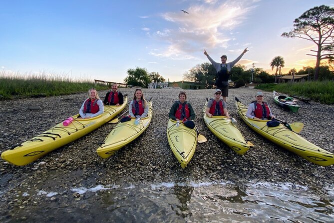 2-Hour Guided Kayak Eco Tour in Charleston - The first minutes on the water set the pace