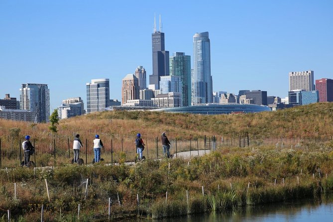 2-Hour Guided Segway Tour of Chicago - Grant Park, Buckingham Fountain, and the Museum Campus