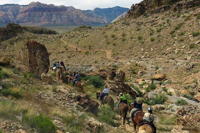 2-Hour Horseback Riding through Red Rock Canyon - The five-hour schedule and what it costs