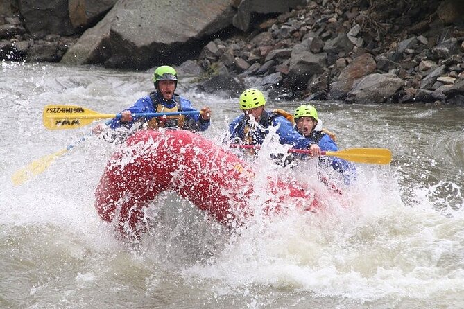 2 Hour Rafting on the Yellowstone River - What Class II and III rapids feel like