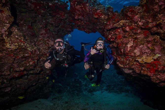 2 Tank Lanai Cathedral Scuba Dive Via Boat for Certified Divers - The surface interval and light snack