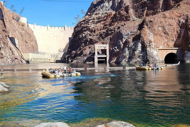 3-Hour Black Canyon Motorized Raft Tour with Optional Transport - What the guides add