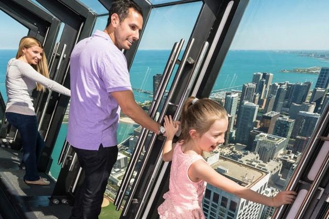 360 CHICAGO Observation Deck Admission - Timing, weather, and access