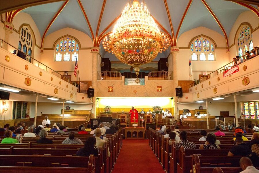 4-hour Harlem Gospel Tour in New York City - The church service and gospel choir