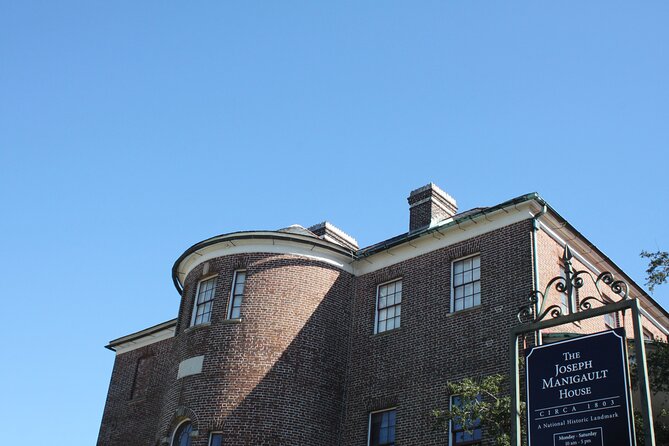 90-Minute Charleston City Sightseeing Bus Tour - The Battery, White Point Garden, and Fort Sumter views