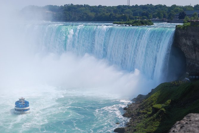 All Inclusive Niagara Falls USA Tour W/Boat Ride,Cave & Much MORE - Why this half-day Niagara Falls plan works