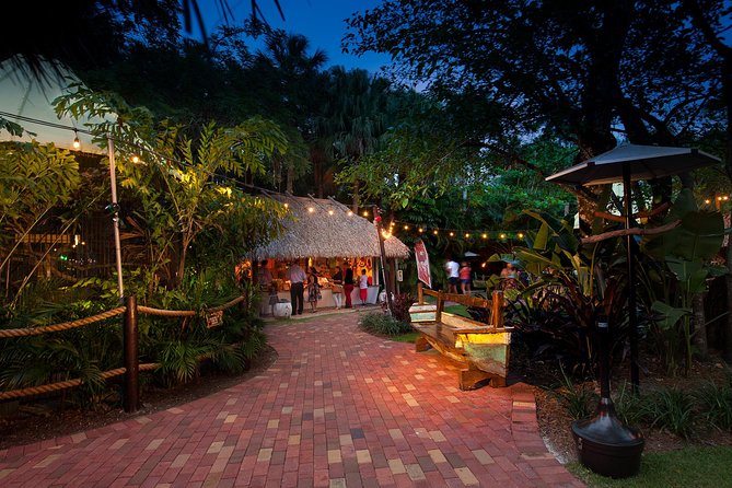 All You Can Eat BBQ Dinner and Show at Tropical Isle with Sightseeing Cruise - Key points before you book