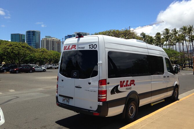 Arrival Transfer: Airport Shuttle Honolulu and Waikiki or Cruise Terminal - The biggest weakness: finding the pickup point
