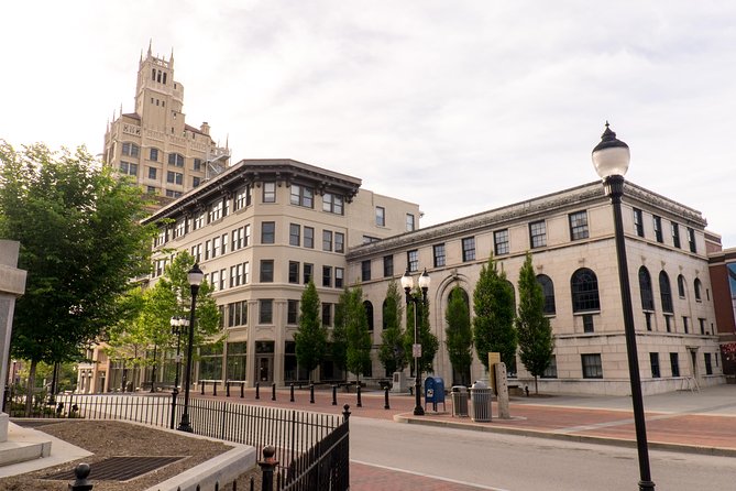 Asheville Insider Guided Walking Tour - Thomas Wolfe Memorial and the city behind the author