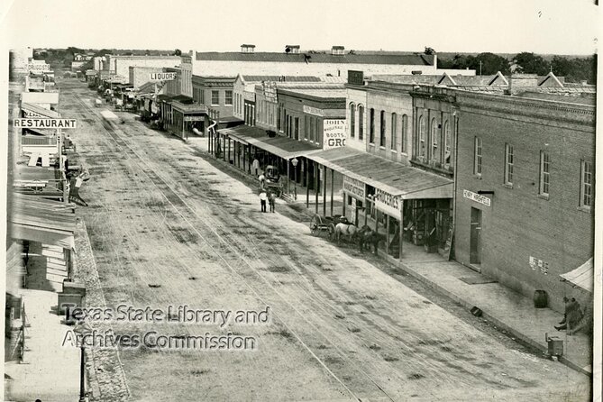 Austin Small Group Morning Walk - The Speakeasy and Congress Avenue’s past