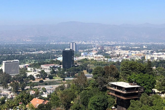 Authentic 3-Hour Hollywood to Beverly Hills Tour - Finishing at the Walk of Fame