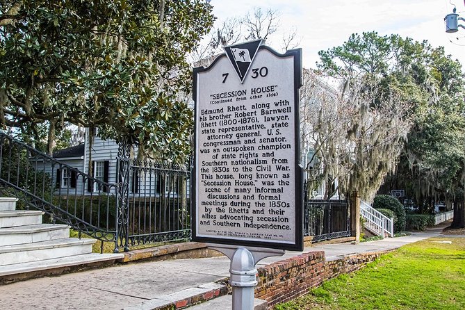 Beaufort City Minibus Tour - Historic homes and local stories