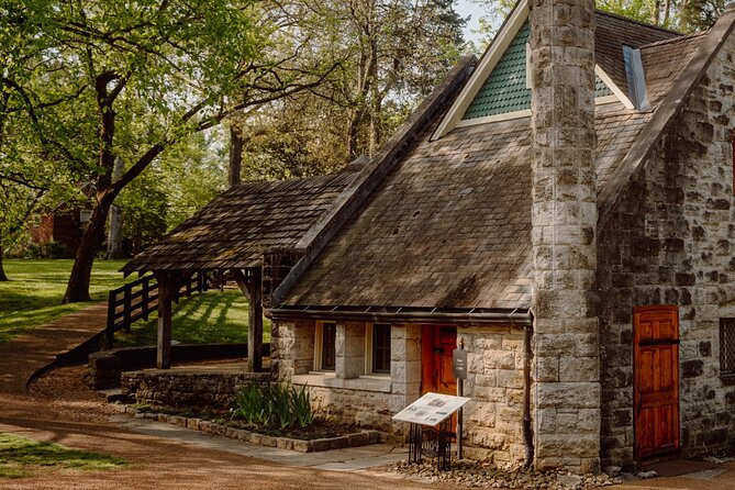 Belle Meade Guided Mansion Tour with Complimentary Wine Tasting - Complimentary wine tasting at Belle Meade Winery