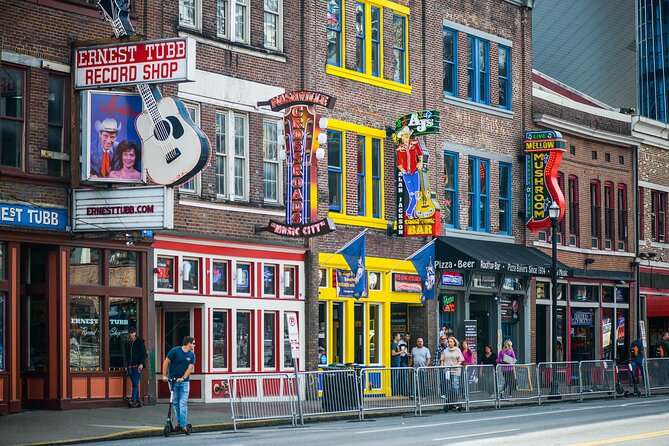 Best of Nashville City Sightseeing Tour on Double Decker Bus - Capitol Hill and the city’s public spaces