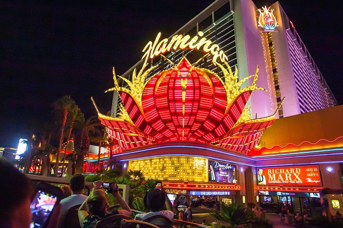 Big Bus Las Vegas: Sightseeing Night Tour by Open-Top Bus - Finding the bus and securing a good seat