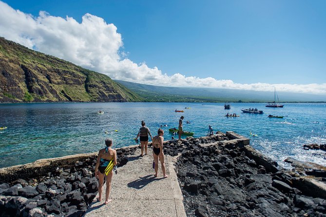 Big Island: Captain Cook Snorkel On A Power Catamaran With Lunch - Leaving Honokohau Marina on the power catamaran