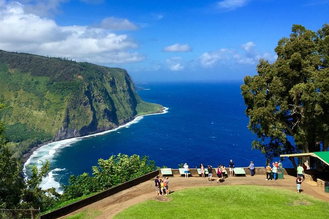 Big Island Waterfalls Tour with Swimming and Botanical Garden - From Kona’s dry side to the Hamakua Coast