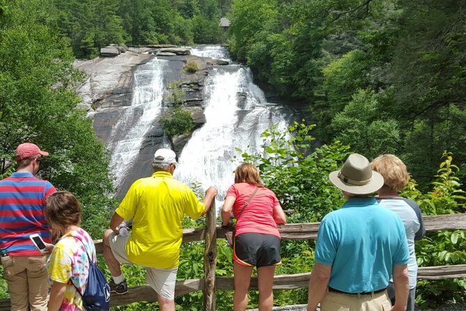 Blue Ridge Parkway Waterfalls Hiking Tour from Asheville - The Blue Ridge Parkway sets the tone