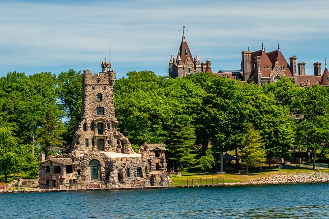 Boldt Castle and 2 Nation Tour - Is $32 a good value?