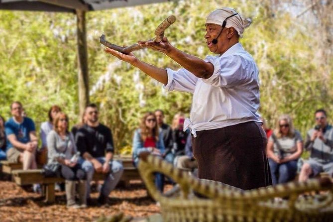 Boone Hall Plantation All-Access Admission Ticket - The tractor tour gives you the broad view