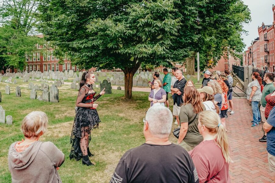 Boston: 1.5-Hour Ghosts and Gravestones Tour - The grave-robbing scandal and Boston’s unsettling past