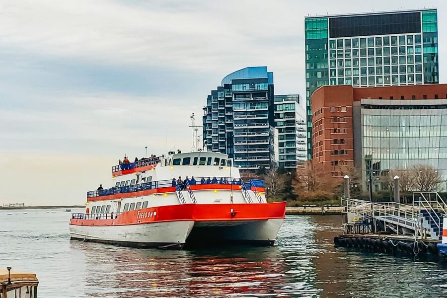 Boston: Boston Harbor Sunset Cruise - Weather, delays, and the rain-or-shine rule