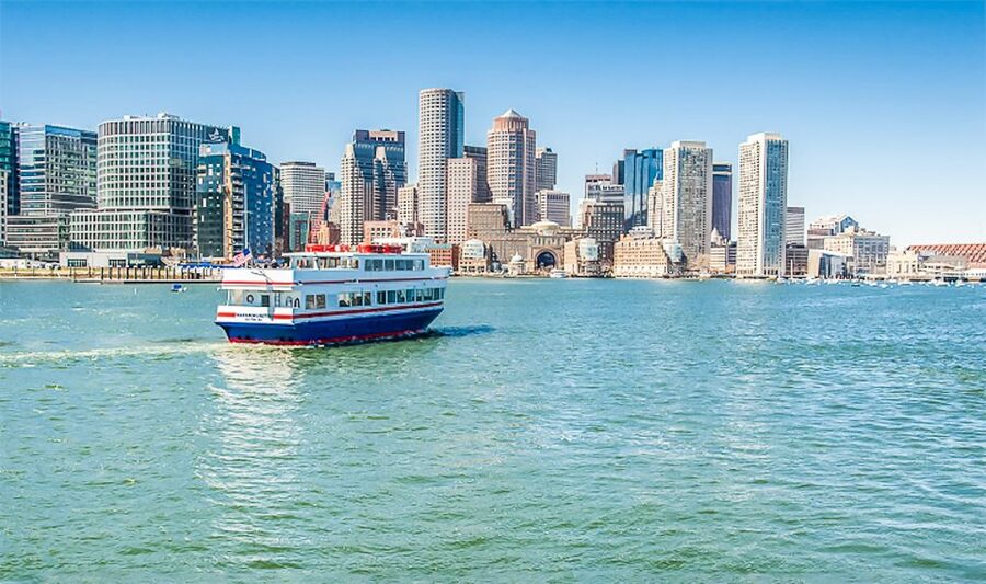 Boston: Boston Harbor Sunset Cruise - The first stretch across Boston Harbor