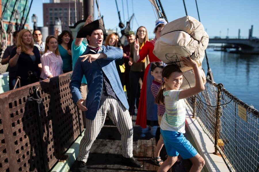 Boston: Boston Tea Party Ships and Museum Interactive Tour - Marching to Griffin’s Wharf