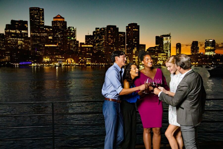 Boston: City Cruises Sunset Skyline Cruise with Commentary - Key points before you book
