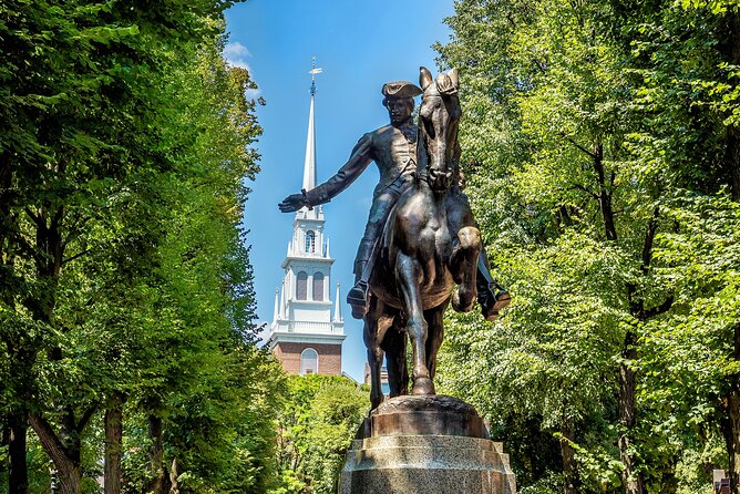 Boston: Freedom Trail History Small Group Walking Tour - Ending at Copp’s Hill Terrace