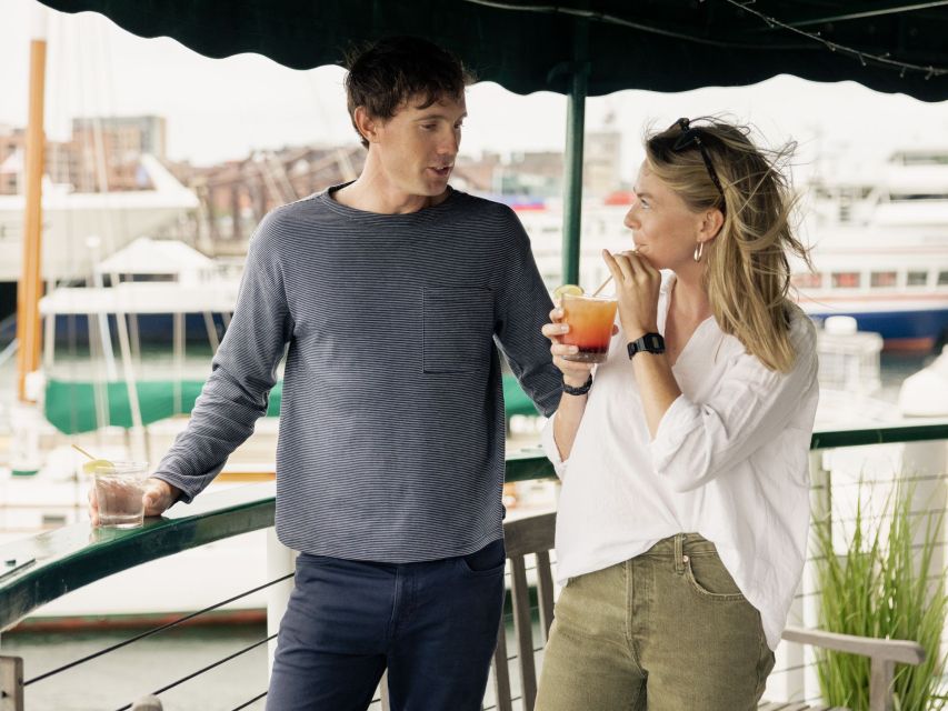 Boston: Harbor Sunset Yacht Cruise - Key points to know