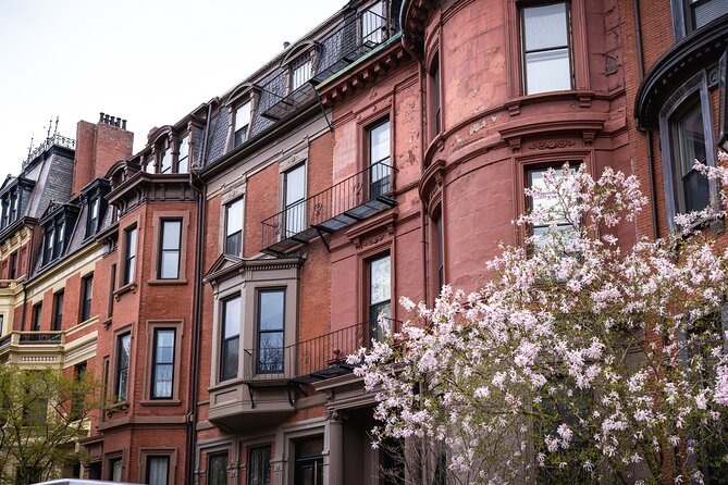 Boston History Tour: Scenic Walk Through Time & Landmarks - The Old State House and Boston’s turning point