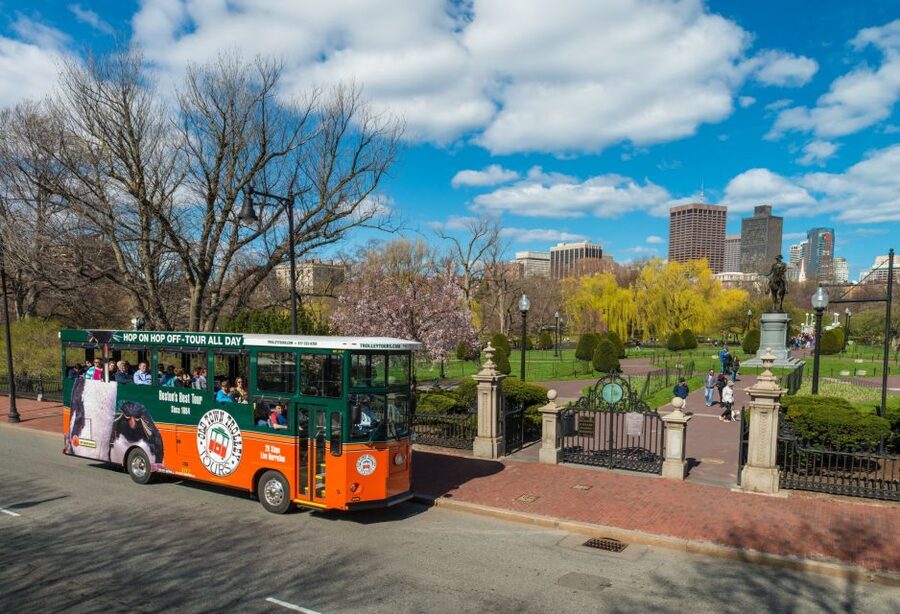 Boston: Hop-on Hop-off Old Town Trolley Tour - Is $52 a fair price?
