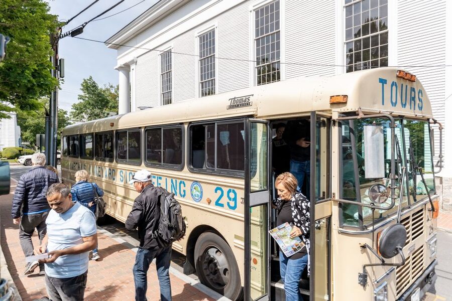 Boston: Martha's Vineyard Day Trip with Optional Island Tour - Why this day trip works from Boston