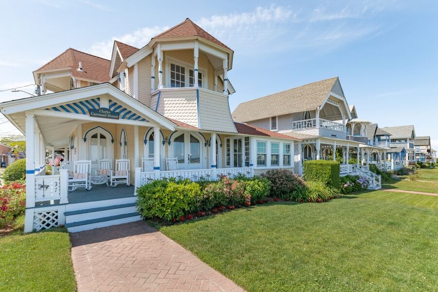 Boston: Martha's Vineyard Day Trip with Optional Island Tour - The guided island tour: the easier first visit