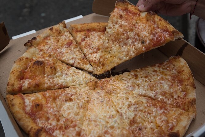 Boston North End Food Tour of 6+ Tastings, Cannoli, Lobster Roll - Seafood first, then a taste of Boston’s Little Italy