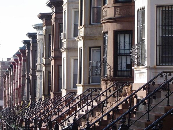 Brooklyn Food Walking Tour: Local Eats & Family‑Run Shops - Key things to know before booking