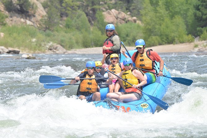 Browns Canyon Intermediate Rafting Trip Half Day - Group size and the feel of the outing