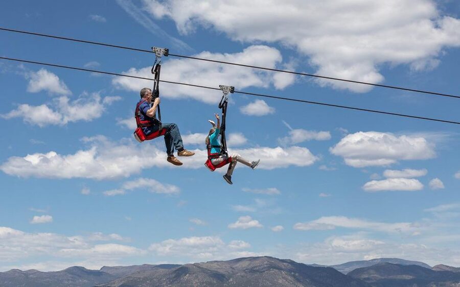 Cañon City: Royal Gorge Bridge & Park Entry Ticket & Gondola - Family areas, picnic time, and summer entertainment