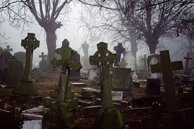Cemetery and Ghost BYOB Bus Tour in New Orleans - Starting at Voodoo Tavern in the French Quarter