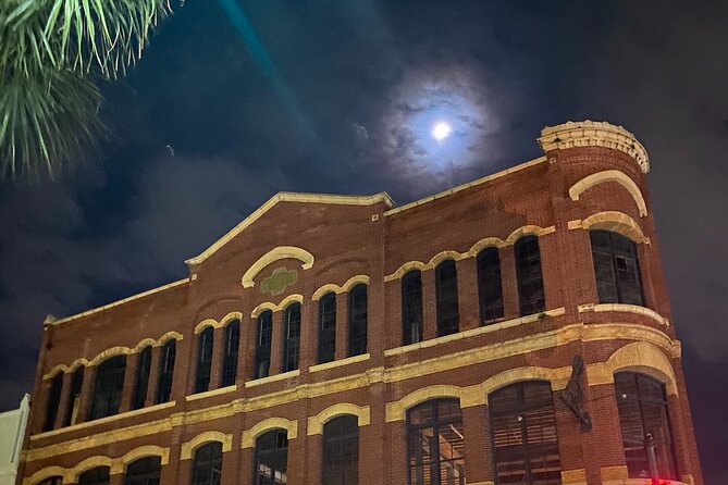 Charleston Ghosts of Liberty Guided Walking Tour - Charleston’s ghosts come with historical baggage