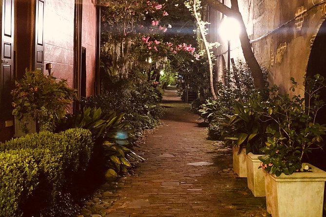 Charleston Haunted Booze and Boos Ghost Walking Tour - The pirate guide makes or breaks the night