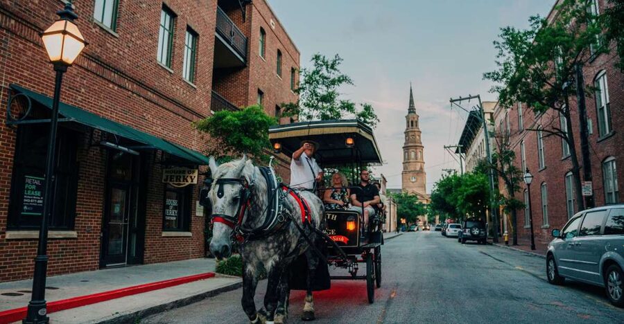 Charleston: Haunted Carriage Evening Tour - Charleston City Market and the 15-block route