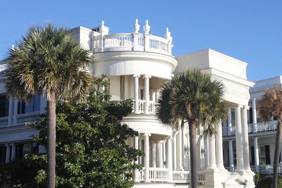 Charleston: Historic City Highlights Guided Bus Tour - Practical tips for seeing more from the bus