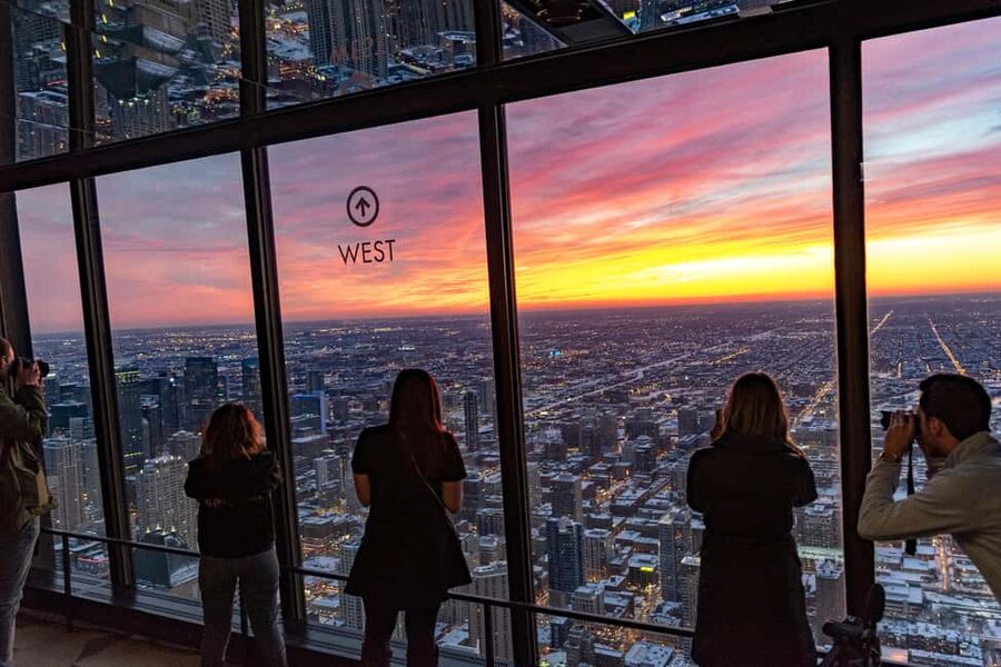 Chicago: 1-5 Day Attraction Pass with Shedd Aquarium - Planning a pass day without exhausting yourself