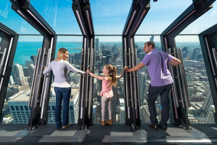 Chicago: 1-5 Day Attraction Pass with Shedd Aquarium - Walking tours and the Big Bus option