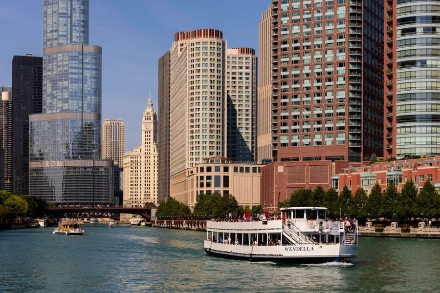 Chicago: 45-Minute Family-Friendly Architecture River Cruise - Why the Chicago River is the right classroom