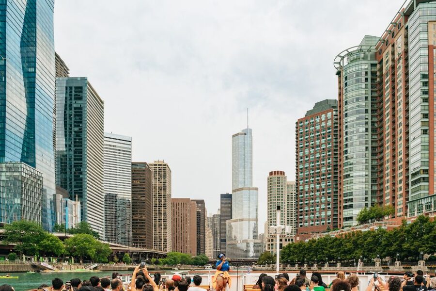 Chicago: Architecture River Cruise Skip-the-Ticket Line - Choosing between a daytime and evening cruise