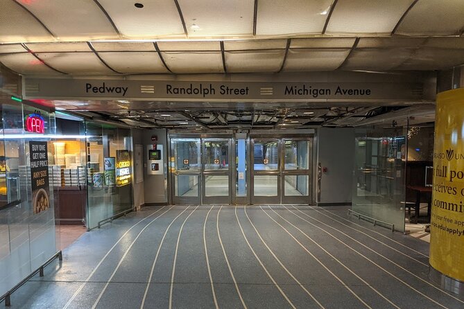 Chicago Architecture Tour: Underground Pedway and the Loop - Block 37 and the commercial side of downtown
